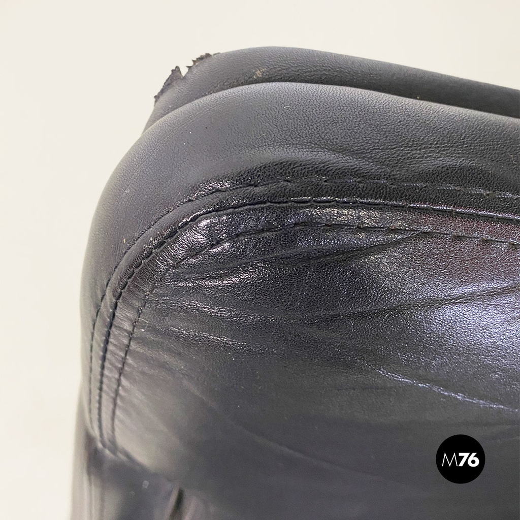 Poltrone da ufficio in acciaio e pelle nera, 1970 ca.