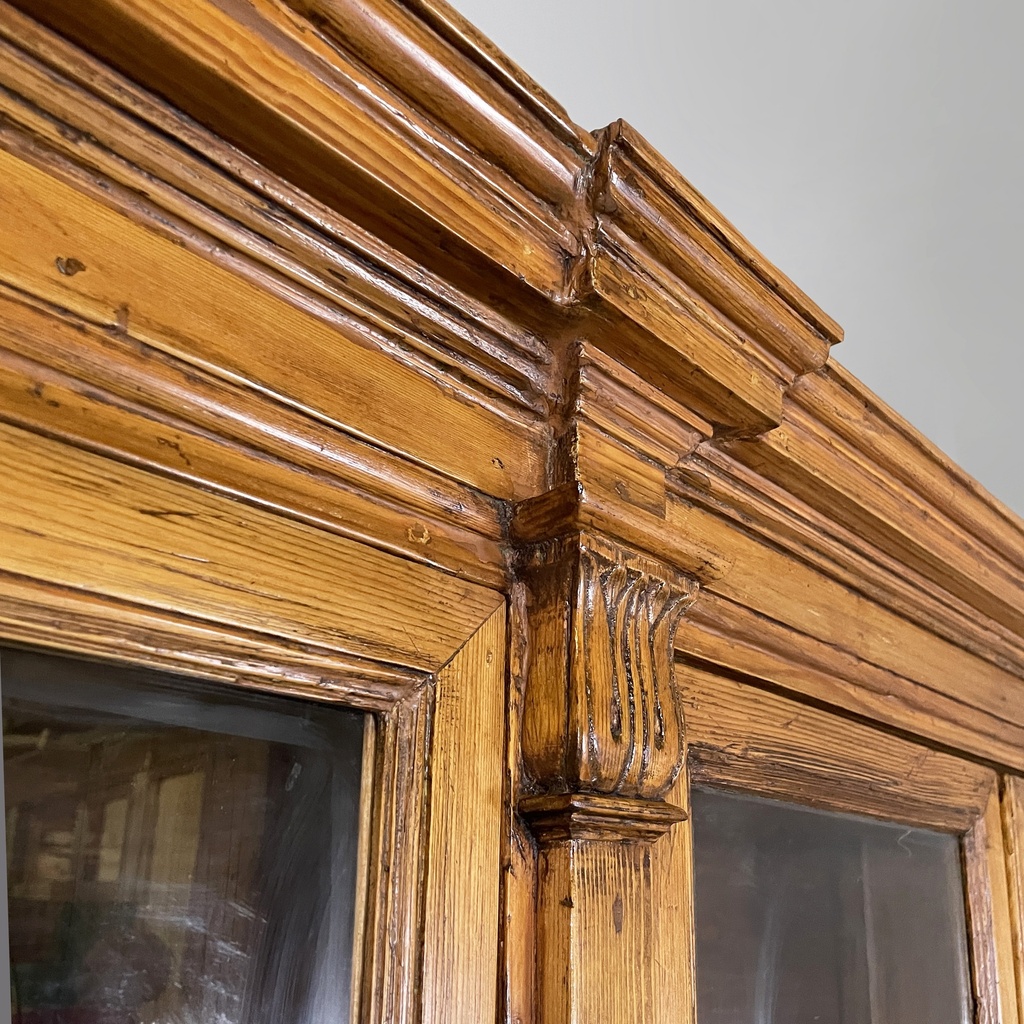 Credenza in legno e vetro, 1930 ca.