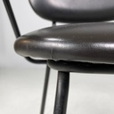 Sedia con braccioli in finta pelle nera, 1960 ca. 