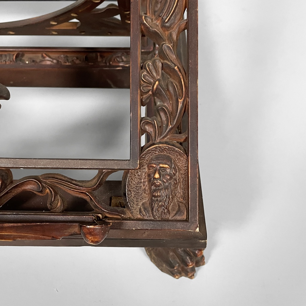 Leggio in bachelite, 1930 ca.