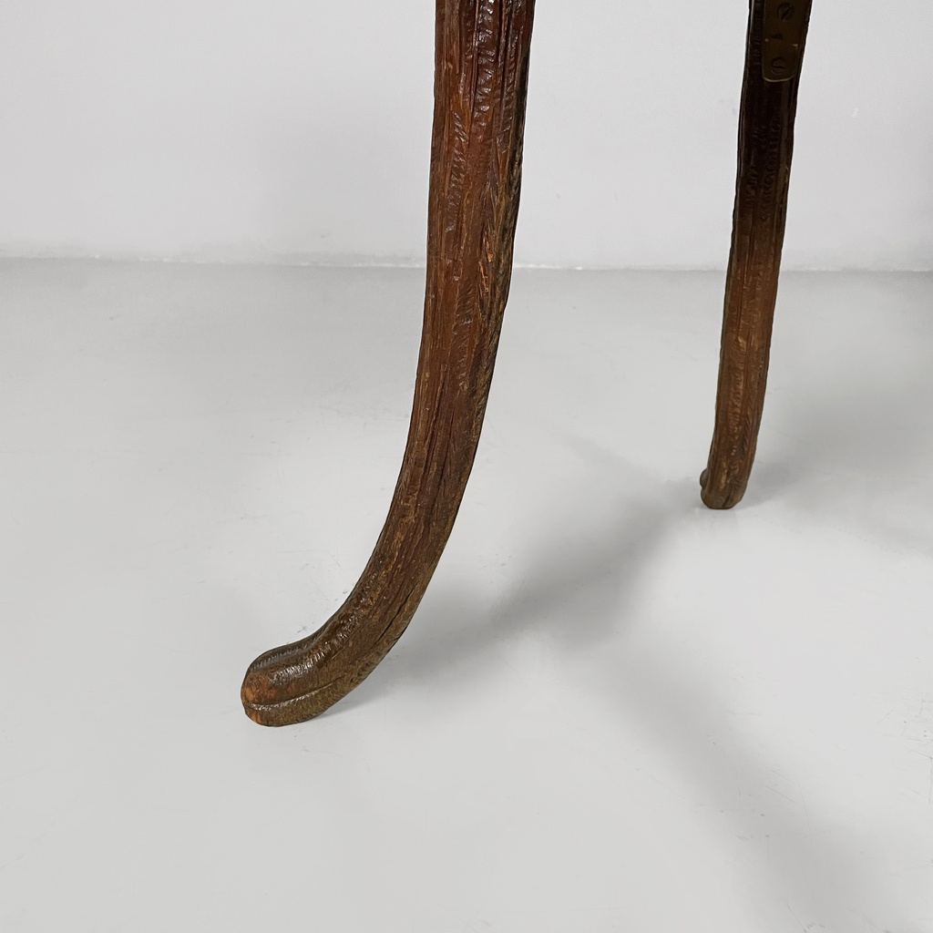 Sedia in legno e tessuto ricamato, 1930 ca.