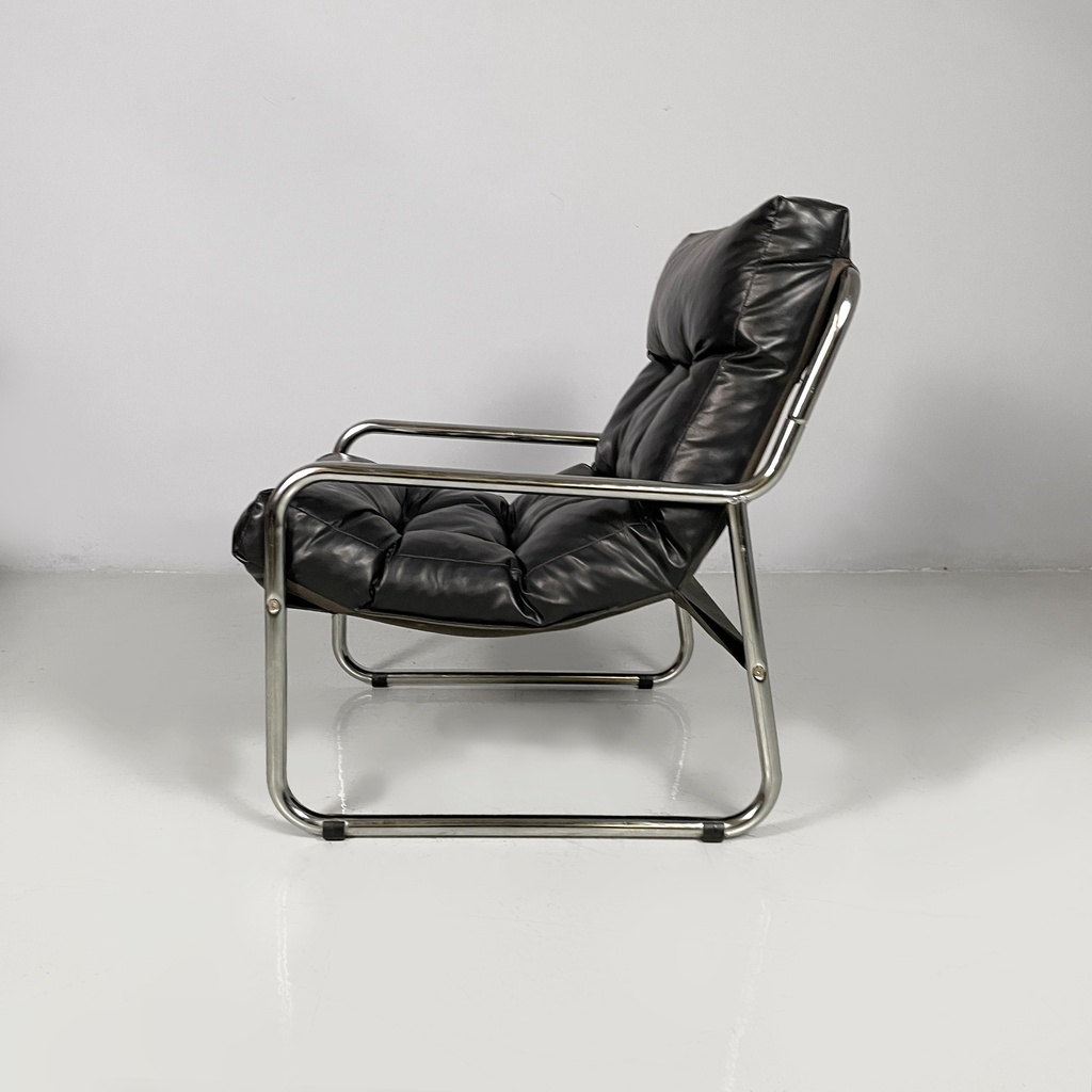 Poltrone in metallo e similpelle nera, 1970 ca.