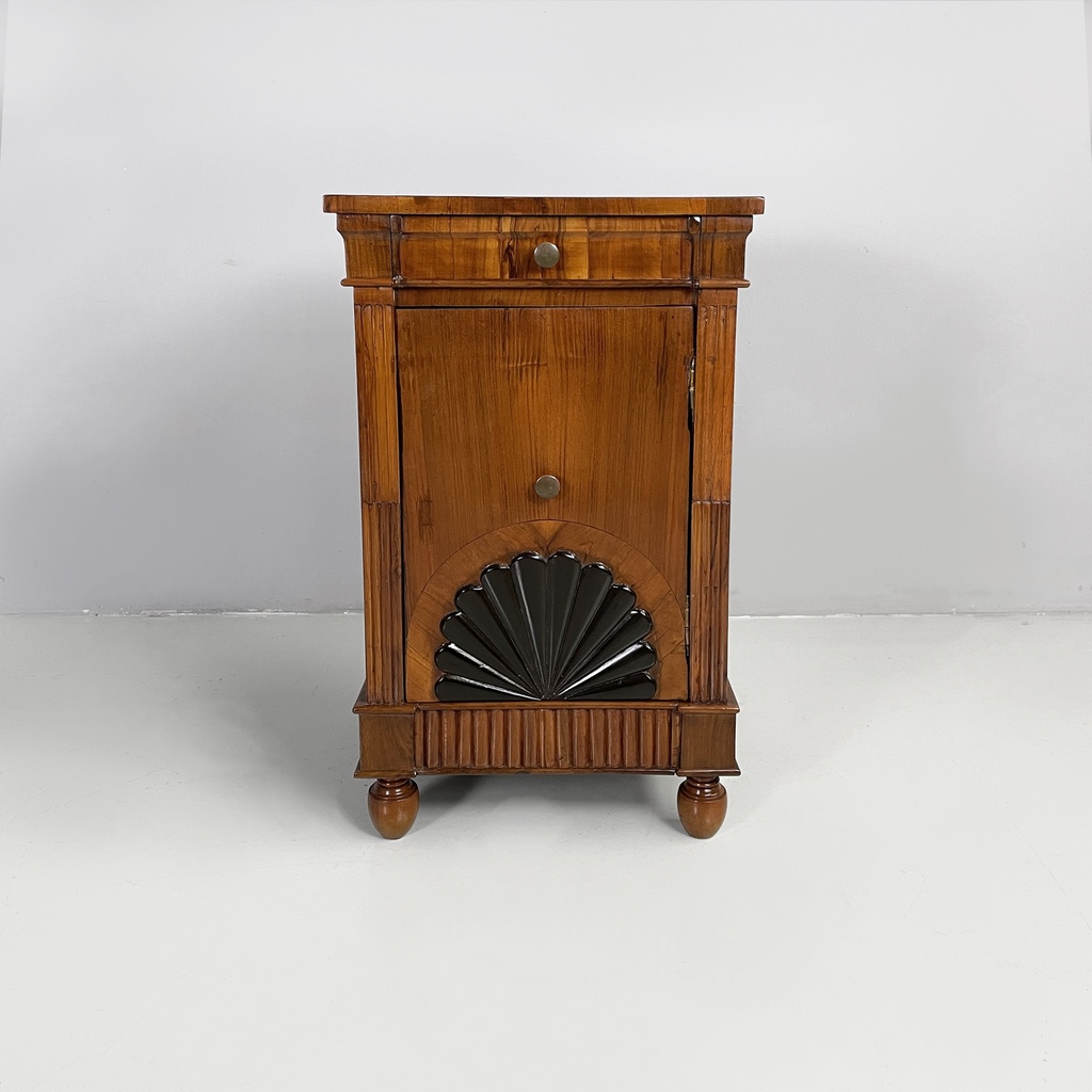 Comodini in legno, 1930 ca.