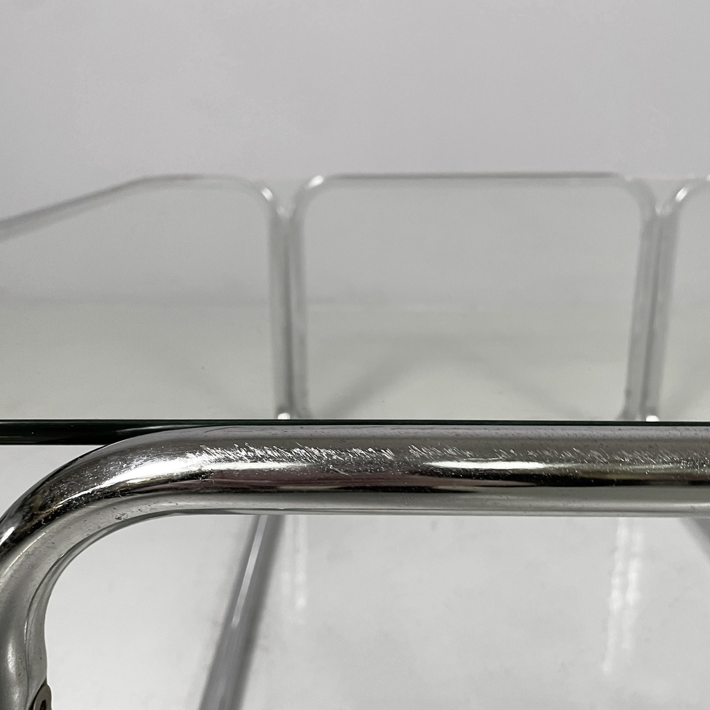 Tavolo da caffè in acciaio cromato e vetro, 1970 ca. 