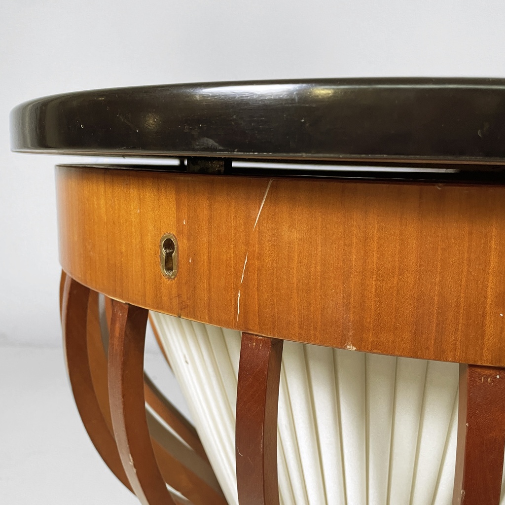 Tavolo da caffè in legno con vano interno in tessuto, 1930 ca.