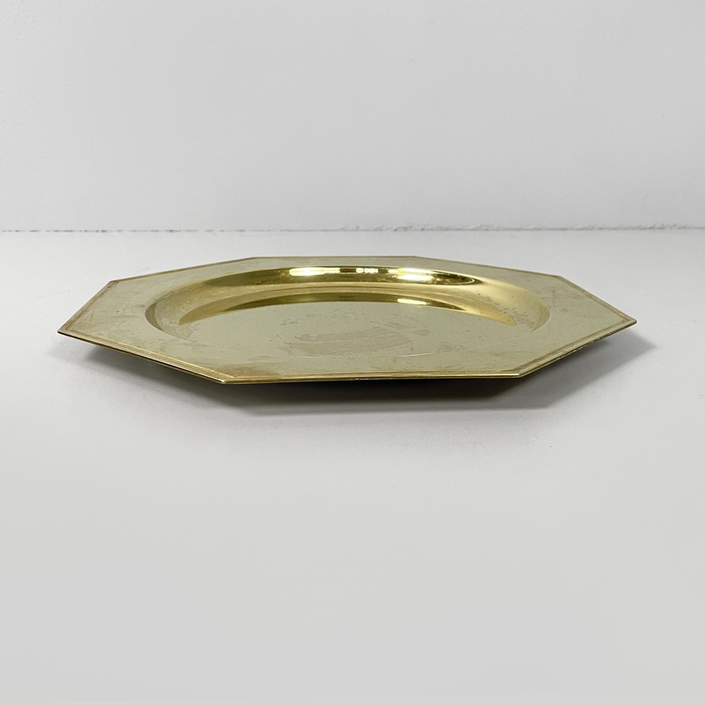 Piatti, centrotavola o vassoi in ottone, 1970 ca.