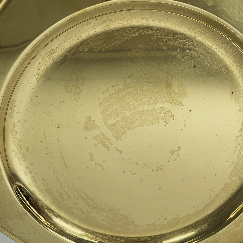 Piatti, centrotavola o vassoi in ottone, 1970 ca.