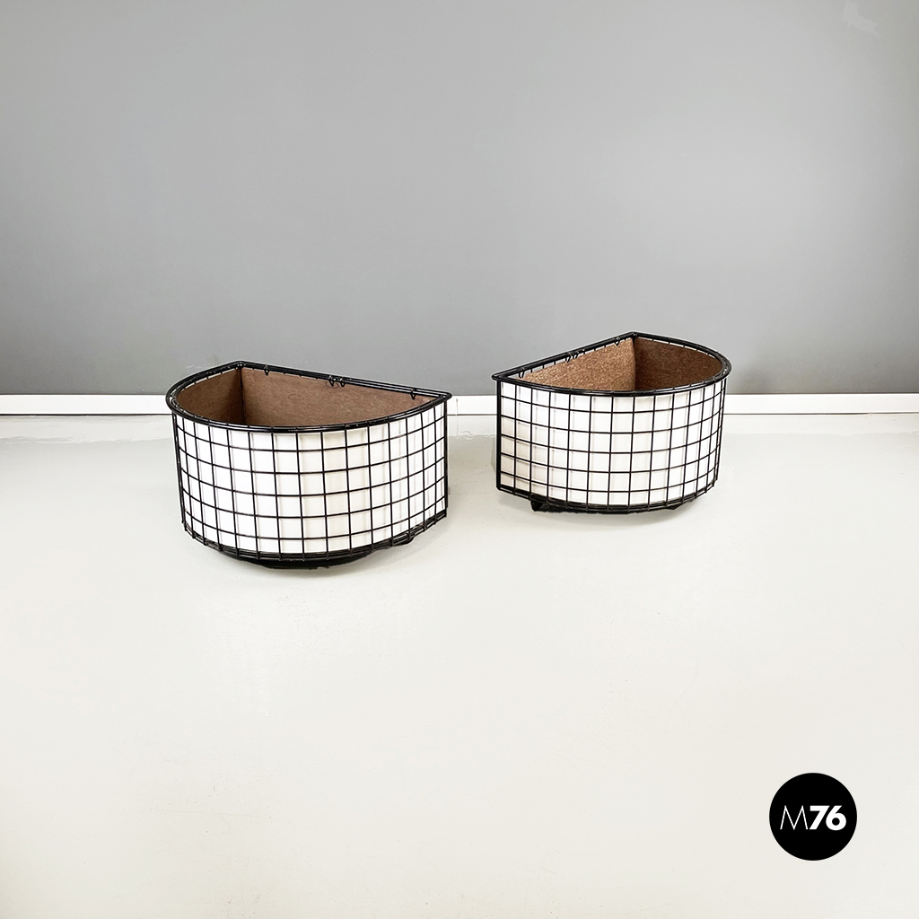 Fioriere in metallo nero e legno bianco, 1980 ca.