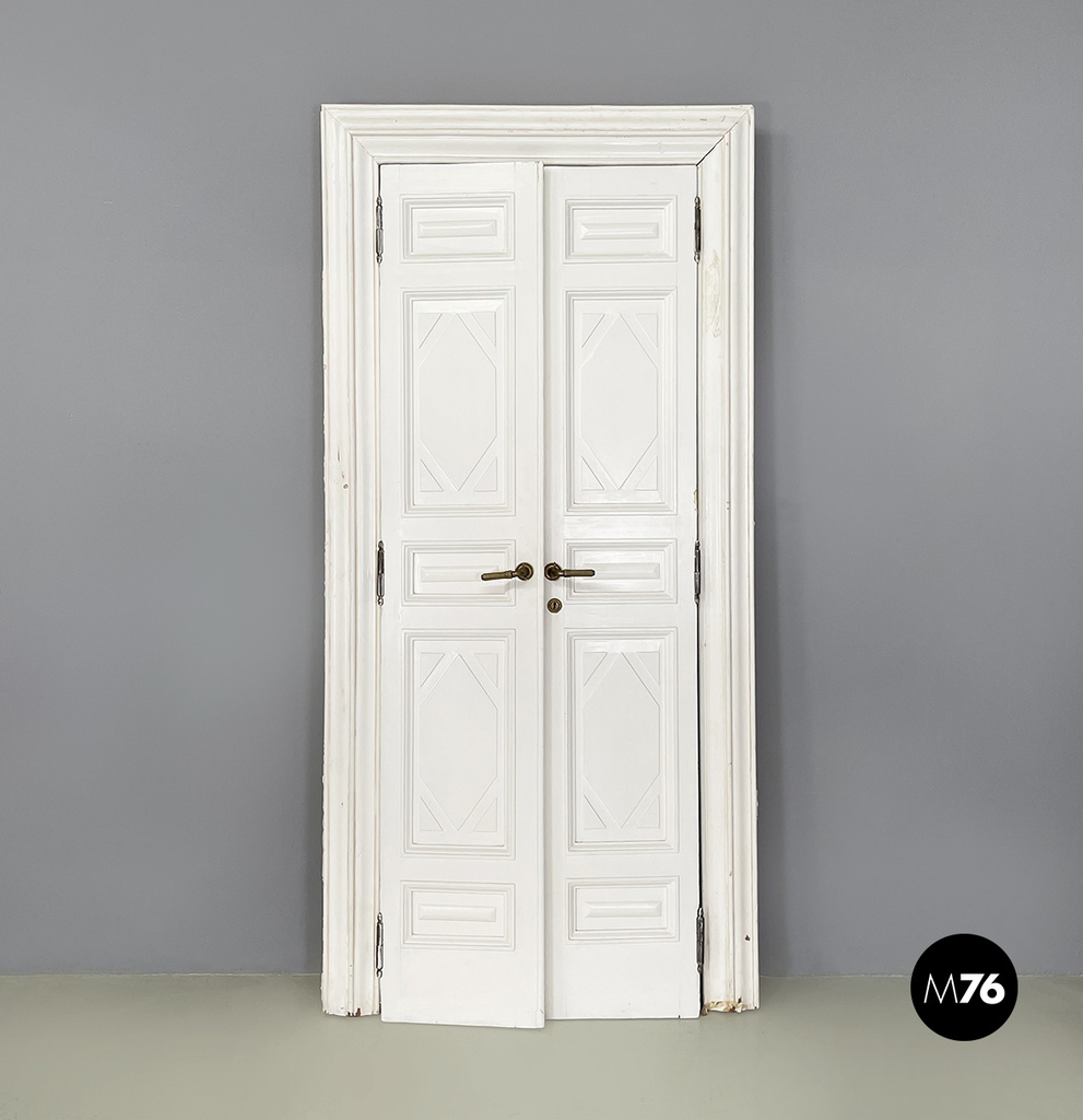 Porta a doppia anta in legno bianco, inizio 1900 ca.