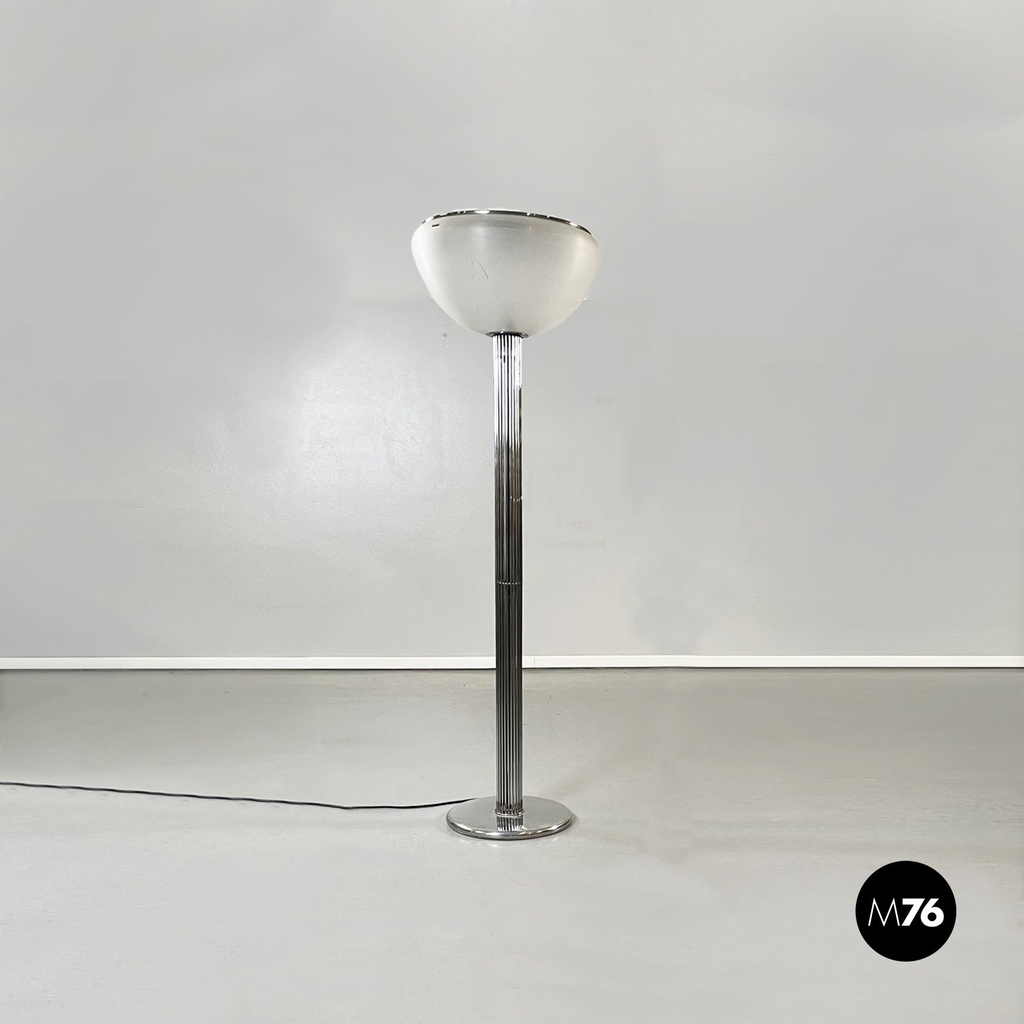 Lampada da terra Moana di Luigi Massoni per Guzzini, 1960 ca. 