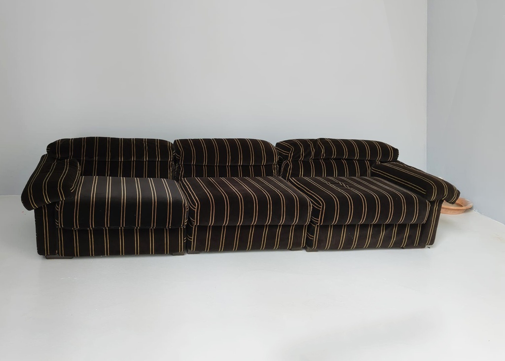 Divano Erasmo di Afra e Tobia Scarpa per B&B, 1980 ca.
