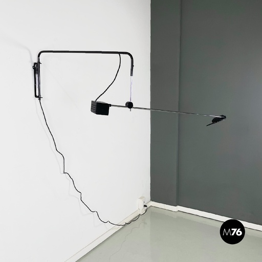 [2320003886] Lampada a braccio Maniglia di De Pas D'Urbino Lomazzi per Stilnovo, 1970 ca. 