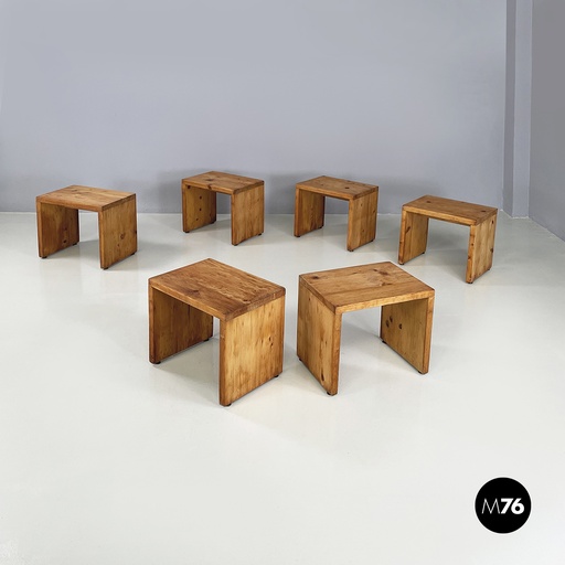 [2420004935] Sgabelli in legno,  1970 ca.