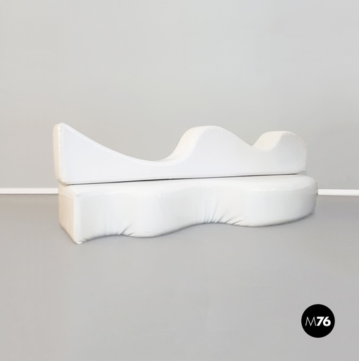[2220001465] Divano Superonda di Archizoom Associati per Poltronova, 1960 ca.