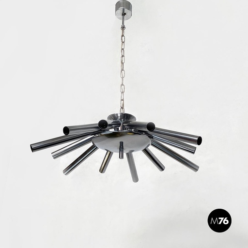 [2220001504] Lampadario in acciaio cromato a dodici luci, 1970 ca.