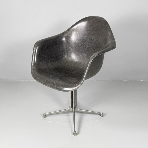[2520006146] Poltrona La Fonda di Charles Eames per Herman Miller, 1960 ca.