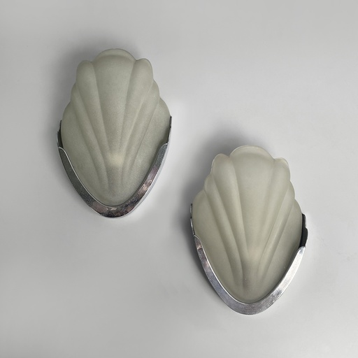 [2520006344] Applique a conchiglia in vetro e metallo, 1930 ca.