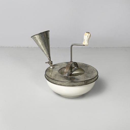 [2520006366] Macchina per maionese di Lavero, 1911