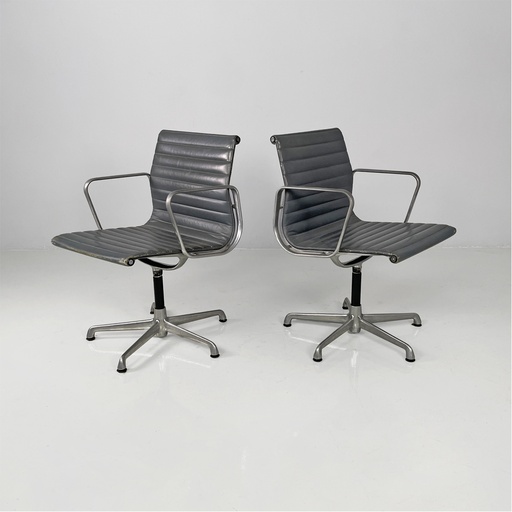 [2520006445] Sedie da ufficio EA108 di Charles e Ray Eames per ICF, 1970 ca.