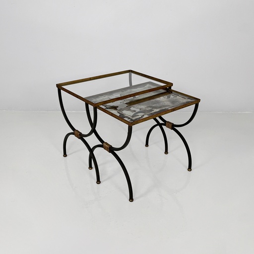 [2520006494] Tavoli da caffè impilabili in metallo e vetro, 1940 ca.