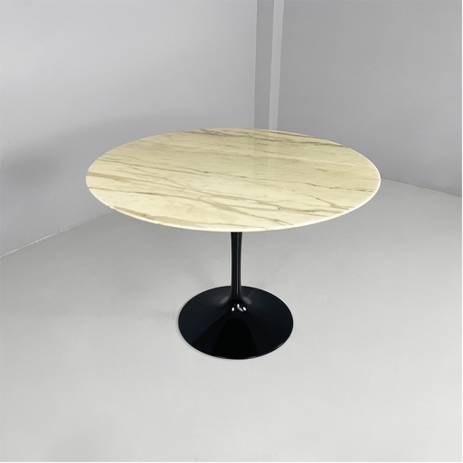 [2520006573] Tavolo da pranzo Tulip di Eero Saarinen per Knoll, 2000 ca.