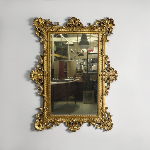 [2520006661] Specchio da parete in legno dorato, 1930 ca.