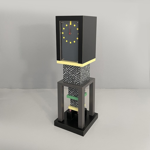 [2520006824] Orologio da tavolo Metropole di George J. Sowden per Memphis, 1982
