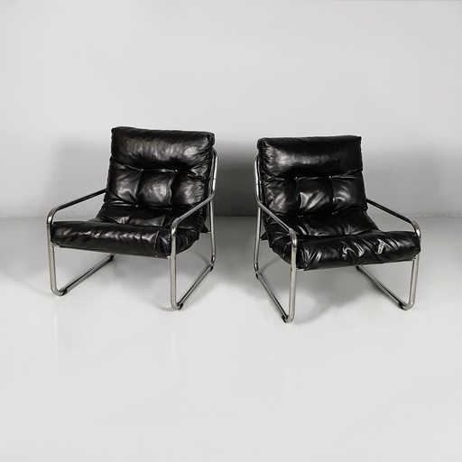 [2520006876] Poltrone in metallo e similpelle nera, 1970 ca.