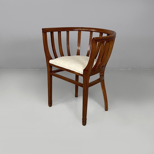 [2520007004] Sedia a pozzetto in legno e tessuto bianco, 1930 ca.