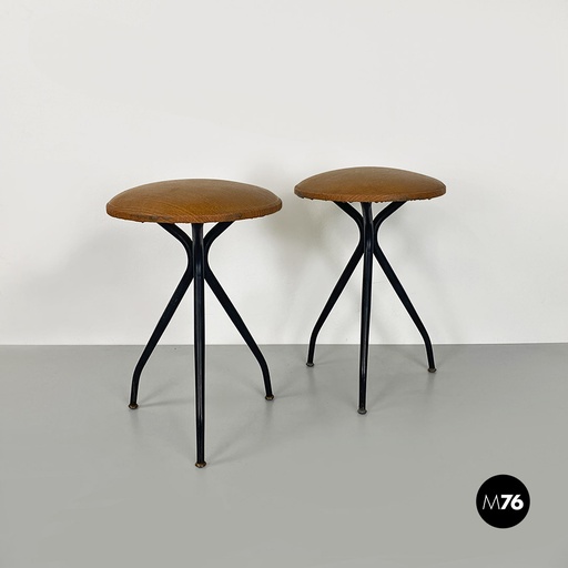 [2220000919] Sgabelli in finta pelle e metallo, 1960 ca.