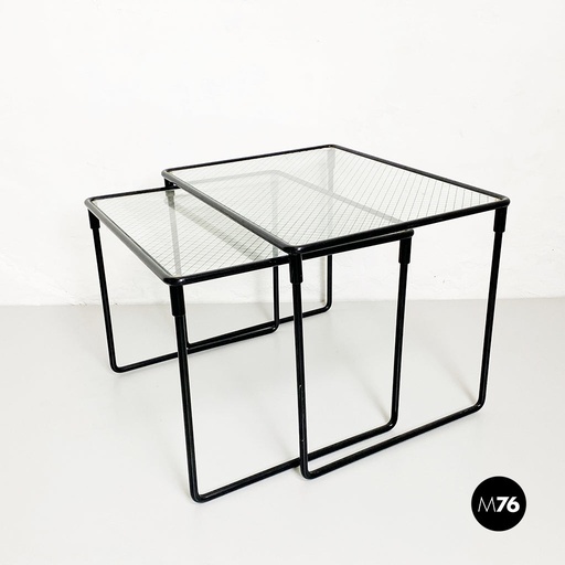 [2220000922] Tavoli da caffè in metallo nero e vetro, 1970 ca.