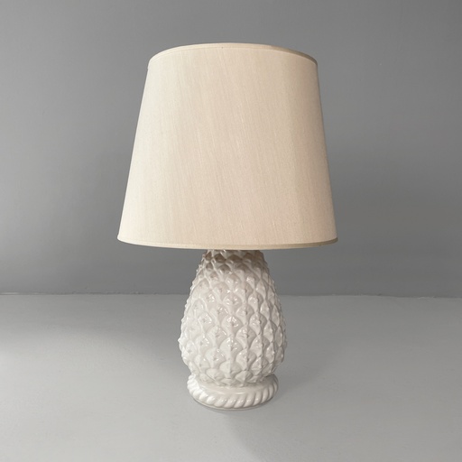 [2520007536] Lampada da tavolo in ceramica bianca, 1970 ca. 