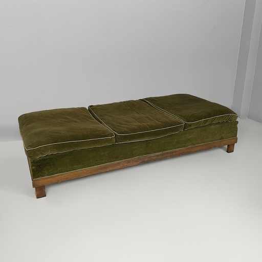 [2520007539] Daybed in velluto verde, 1930 ca.