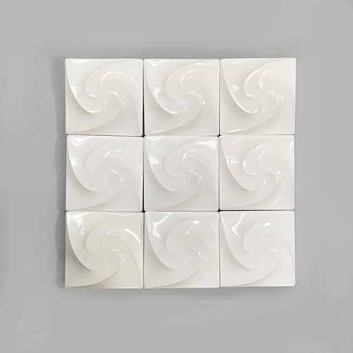 [2520007582] Applique in plexiglass bianco, 1980 ca.