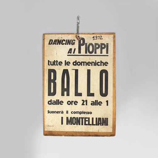 [2520007632] Insegna pubblicitaria in legno, 1970 ca.