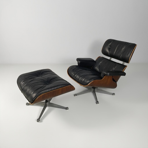 [2520007653] Poltrona e pouf di Charles e Ray Eames, 1970 ca.