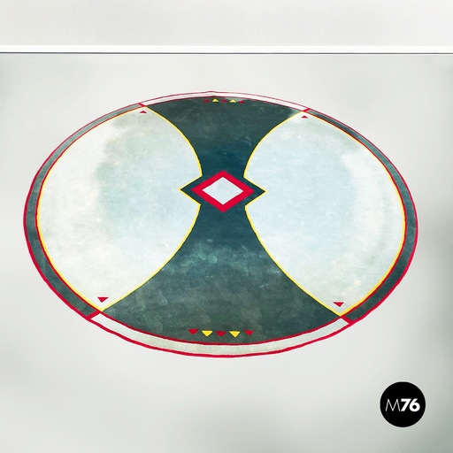 [2220002077] Tappeto tondo con decorazioni geometriche, 1980 ca.