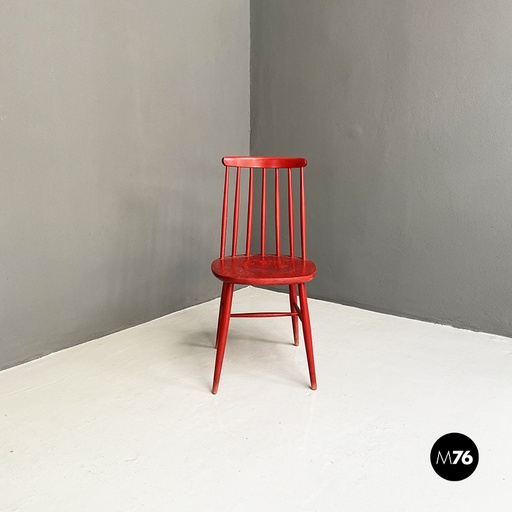 [2220002468] Sedia rossa in legno, 1960 ca. 