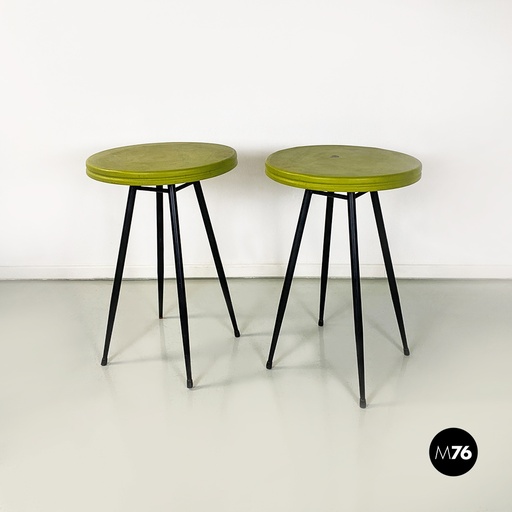 [2220001034] Tavolo da bar in metallo verde e nero, 1950 ca. 